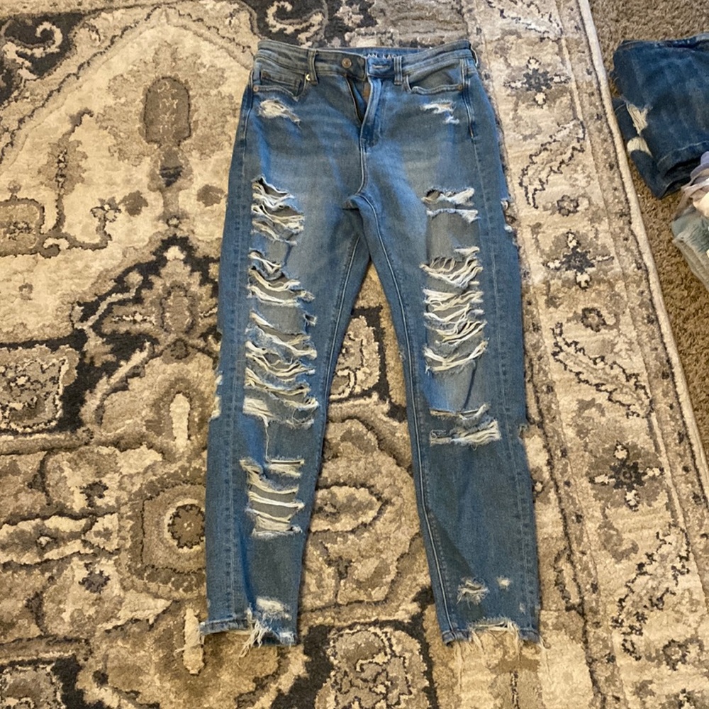 American Eagle ripped jeans